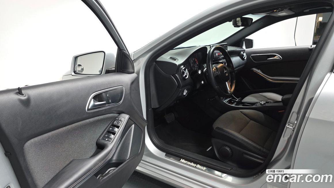 Mercedes-Benz A-Class 2014