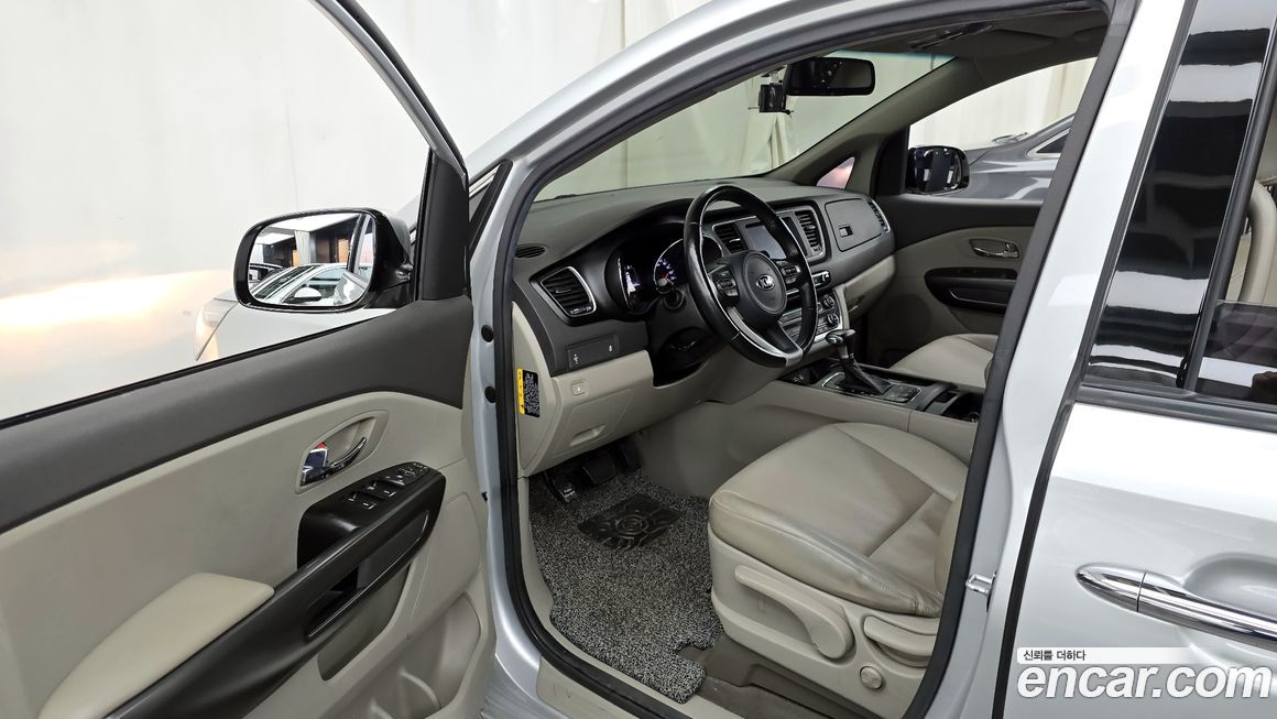 Kia Canival 2017