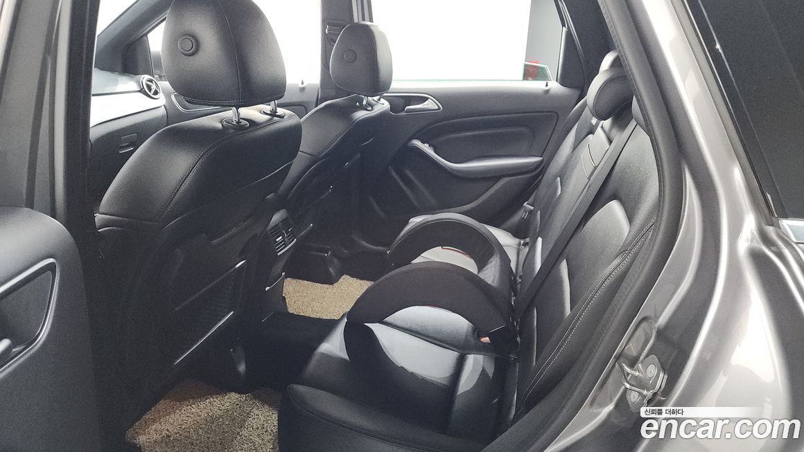 Mercedes-Benz B-Class 2018