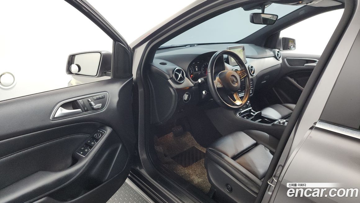 Mercedes-Benz B-Class 2018