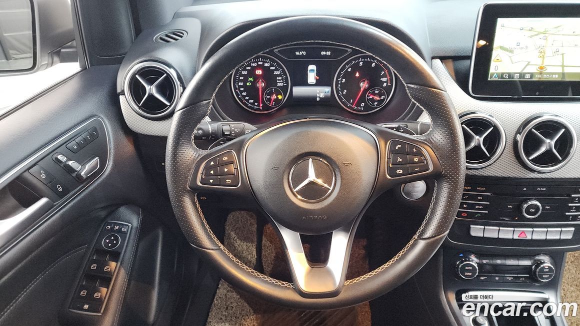 Mercedes-Benz B-Class 2018