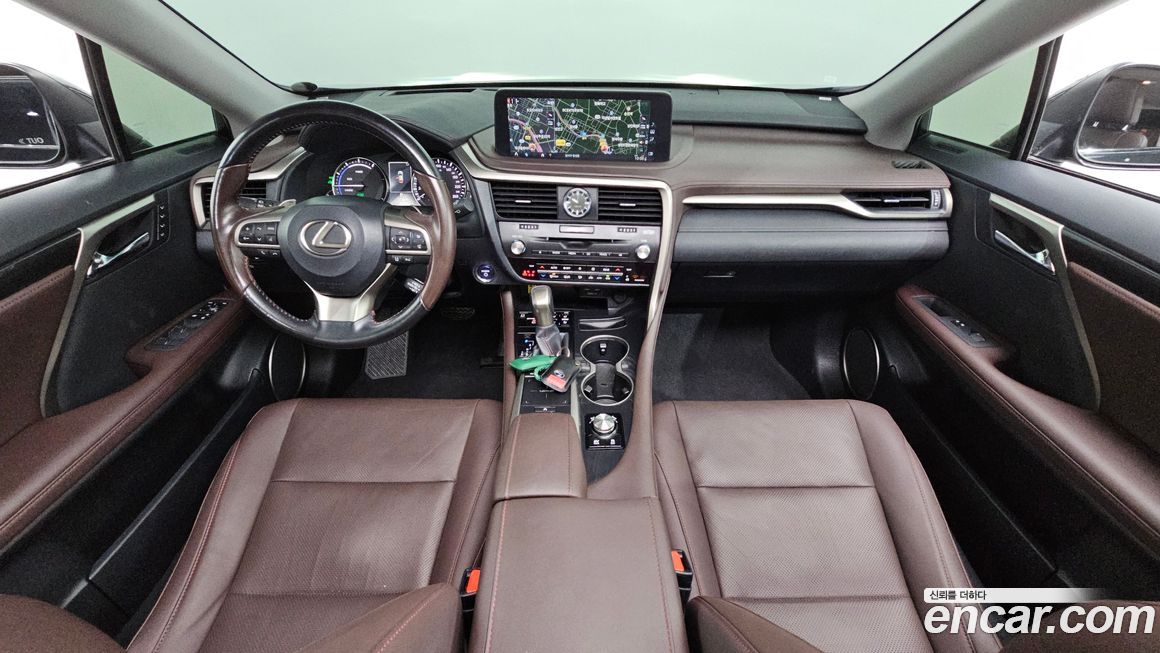 Lexus RX 2021