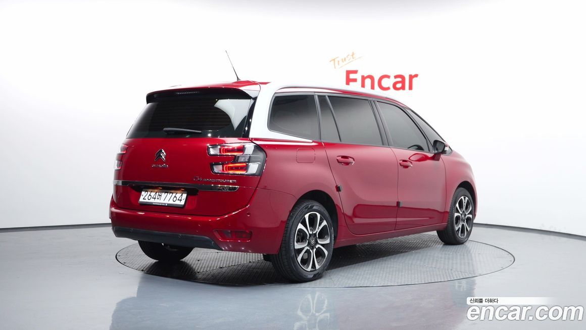 Citroen-DS C4 SpaceTourer 2021