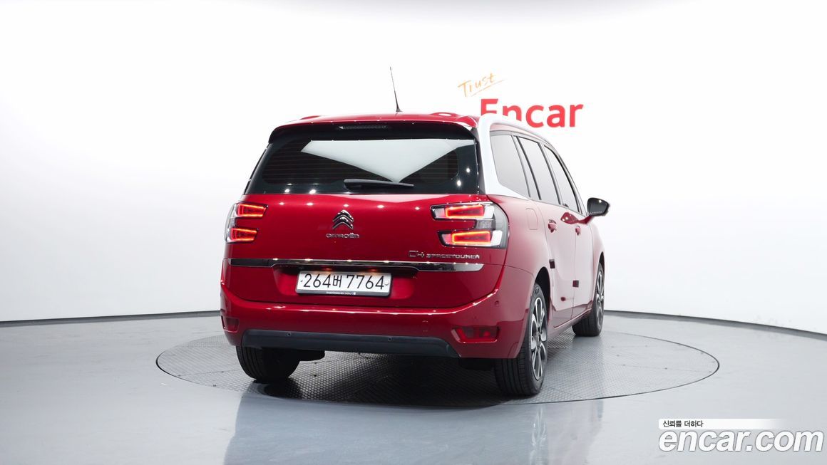Citroen-DS C4 SpaceTourer 2021