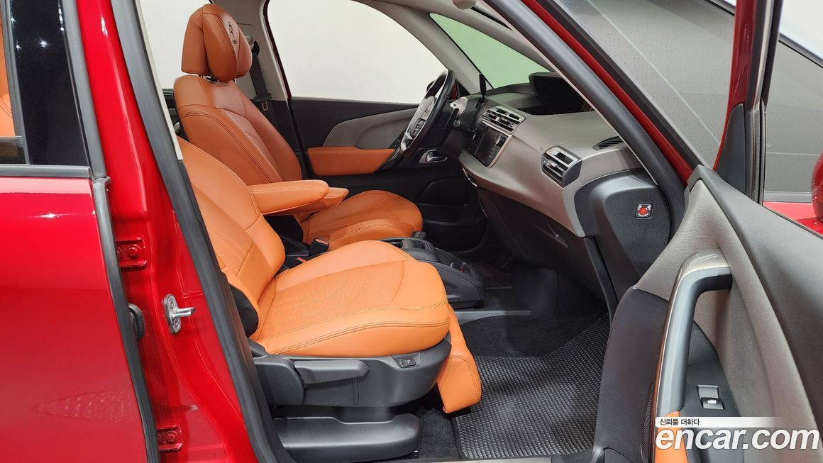 Citroen-DS C4 SpaceTourer 2021