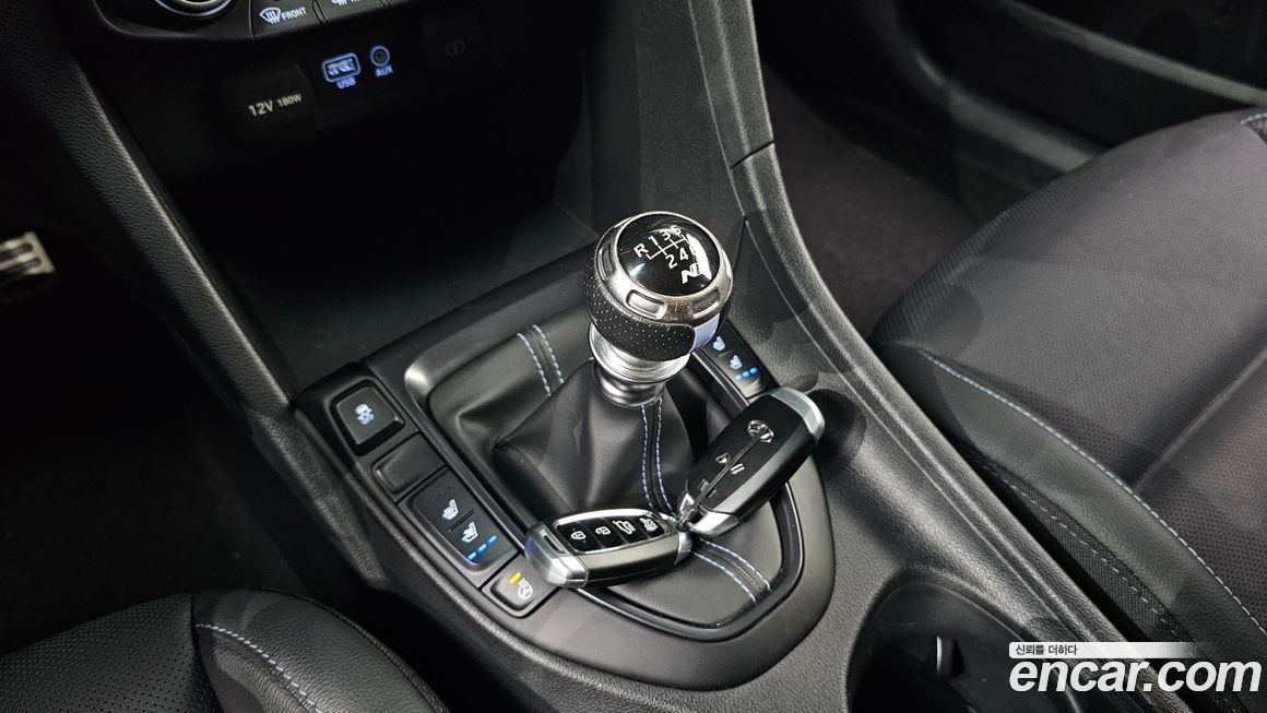 Hyundai Veloster 2019