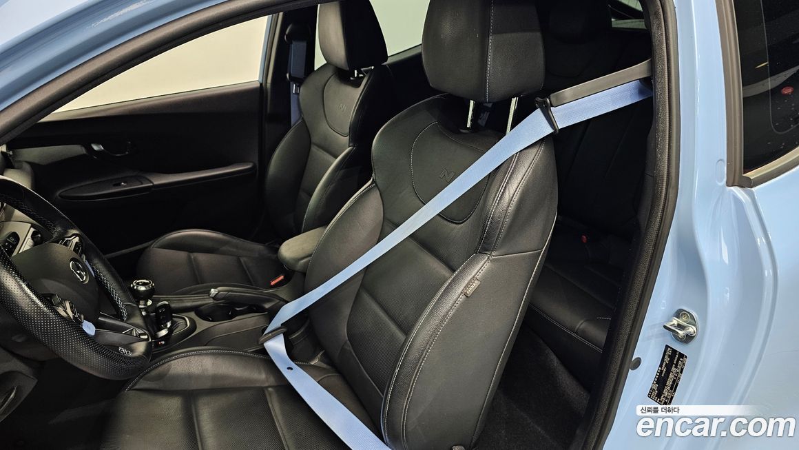 Hyundai Veloster 2019