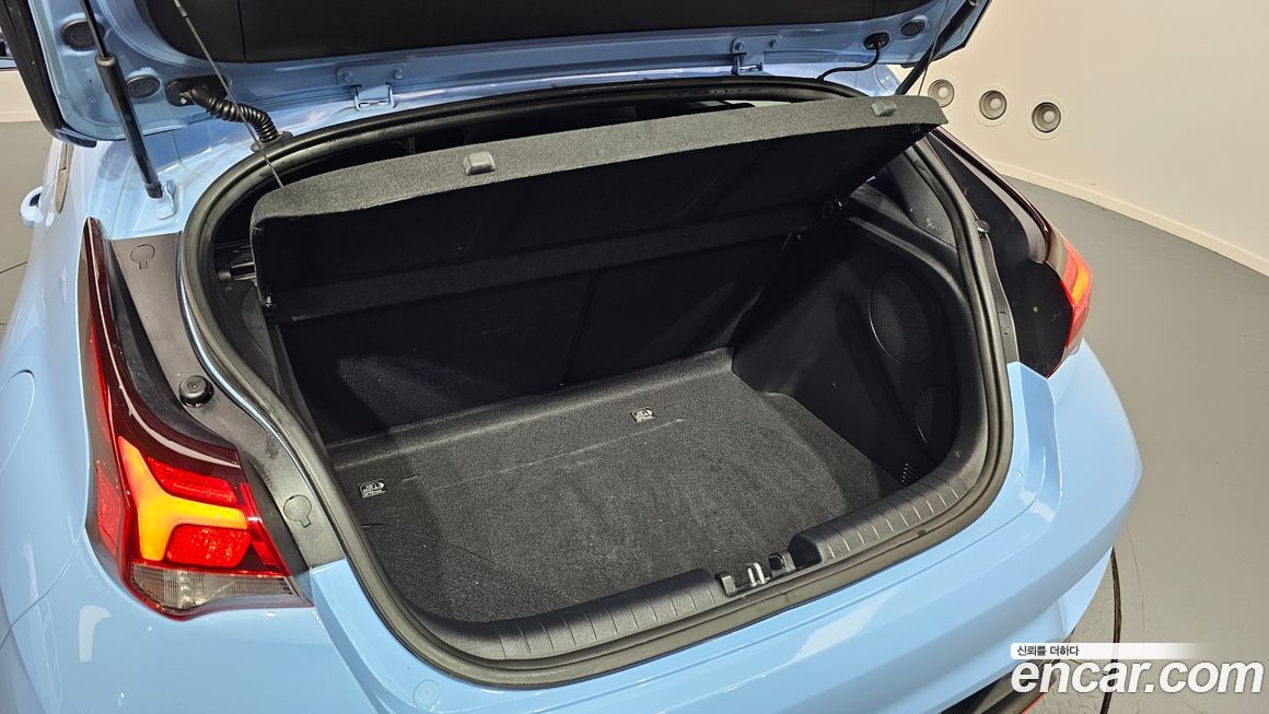 Hyundai Veloster 2019