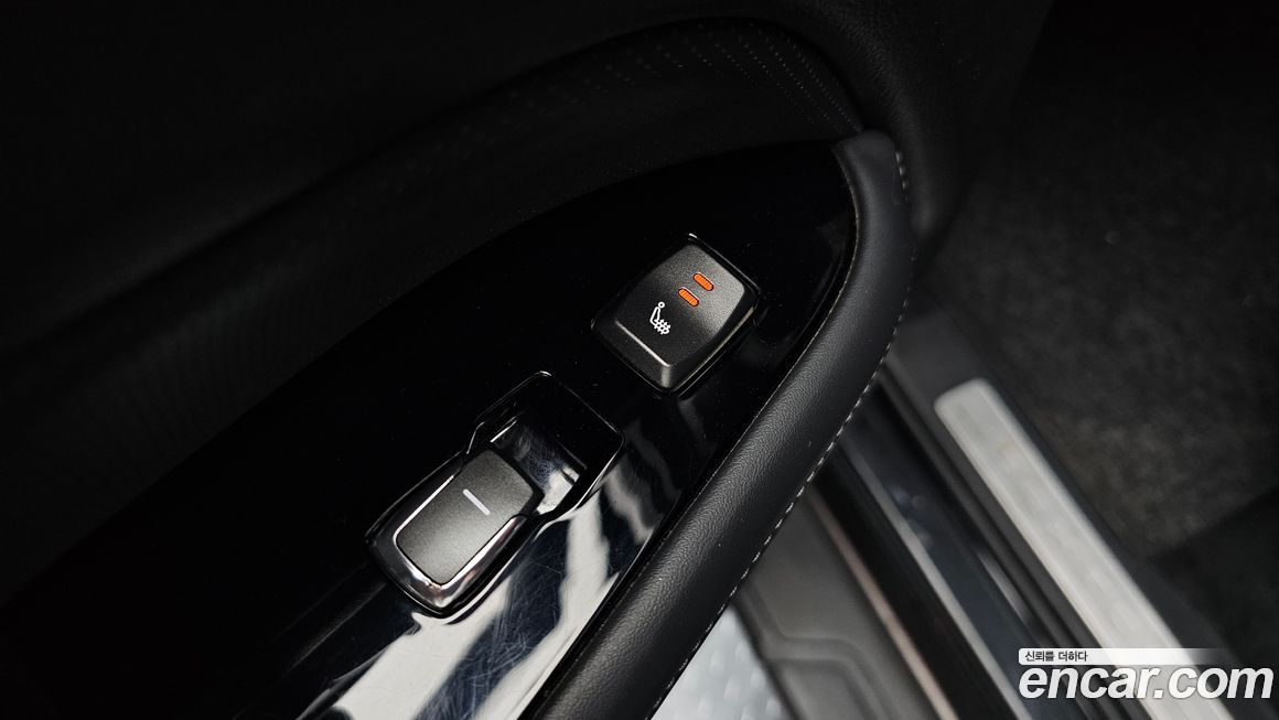 KG_Mobility_Ssangyong Rexton 2018