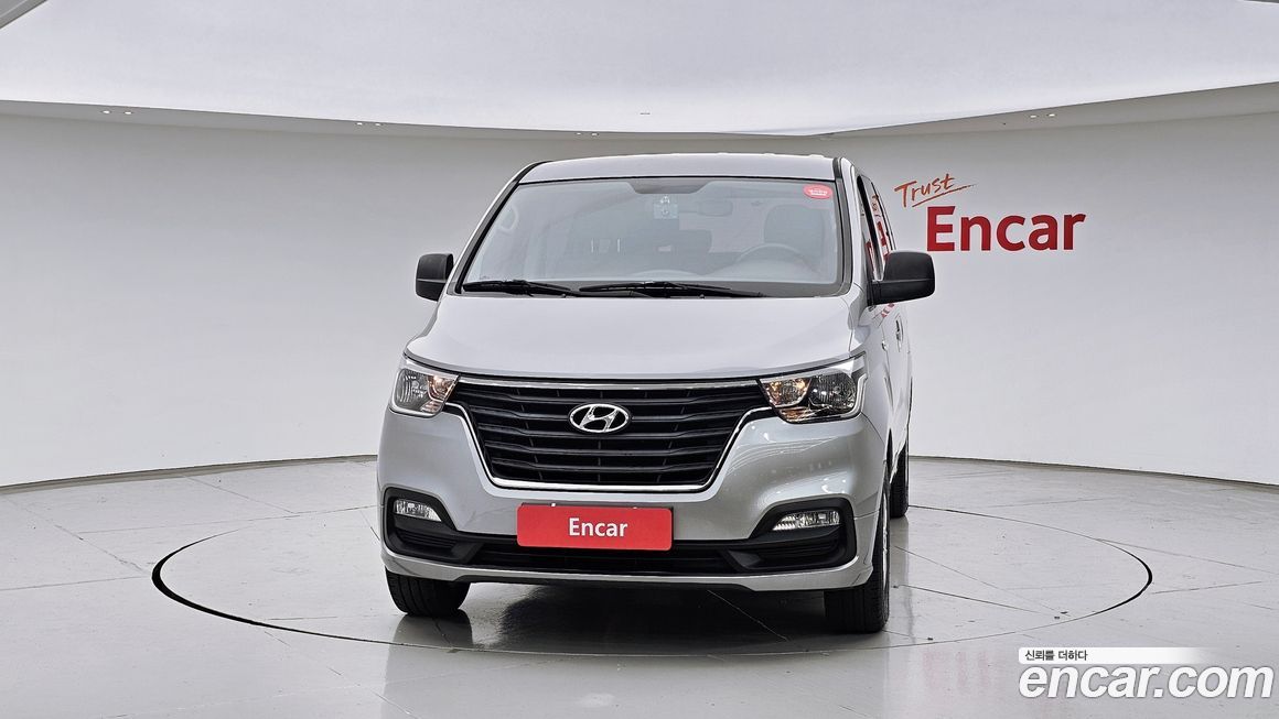Hyundai Starex 2021