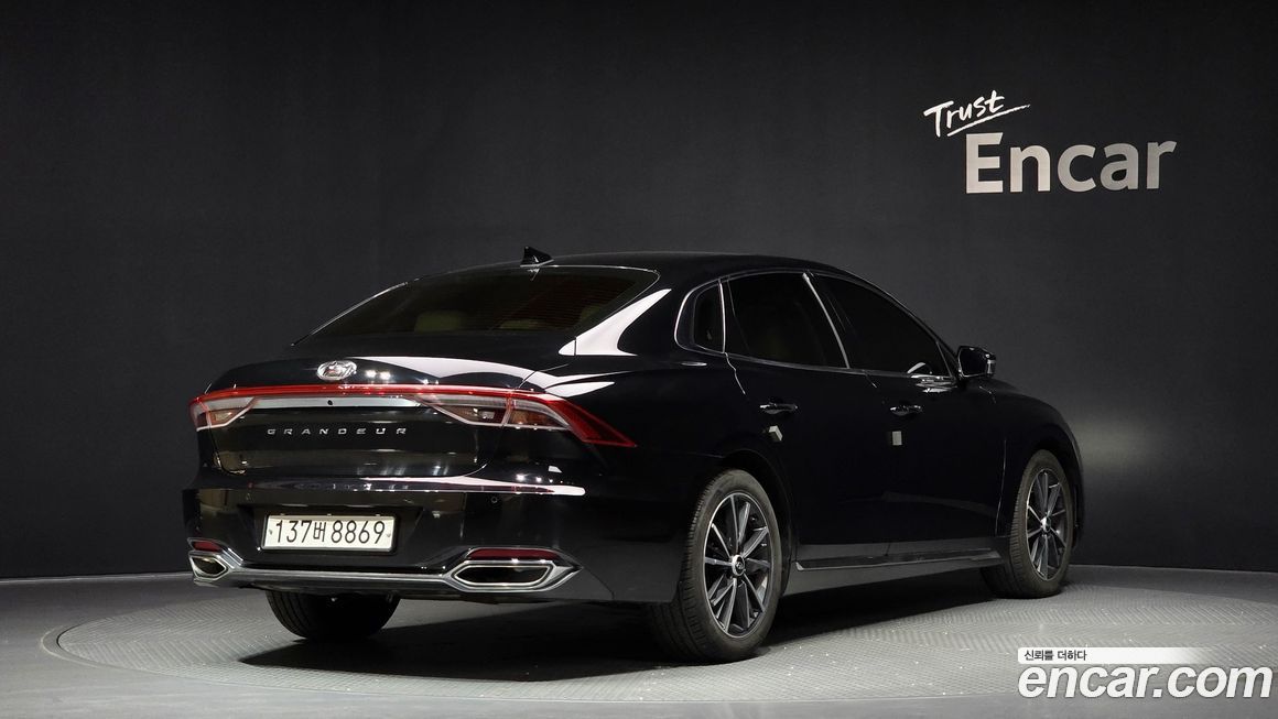 Hyundai Grandeur 2022