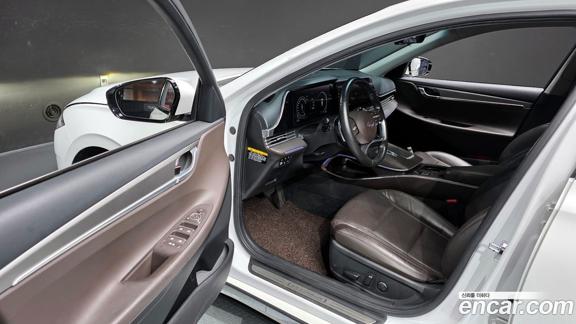 Hyundai Grandeur 2020