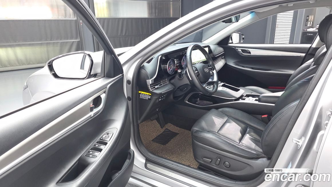 Hyundai Grandeur 2020