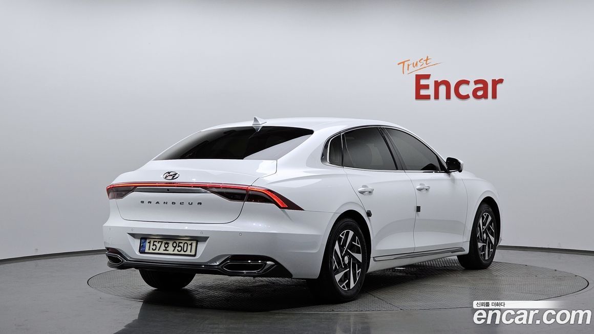 Hyundai Grandeur 2022