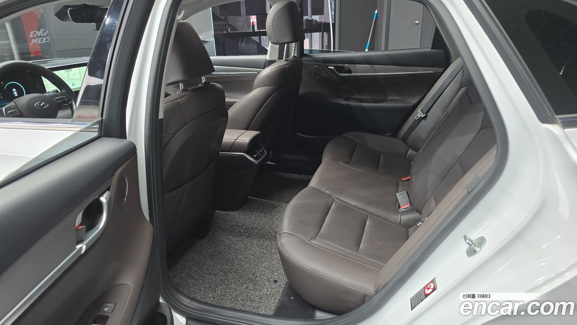 Hyundai Grandeur 2021