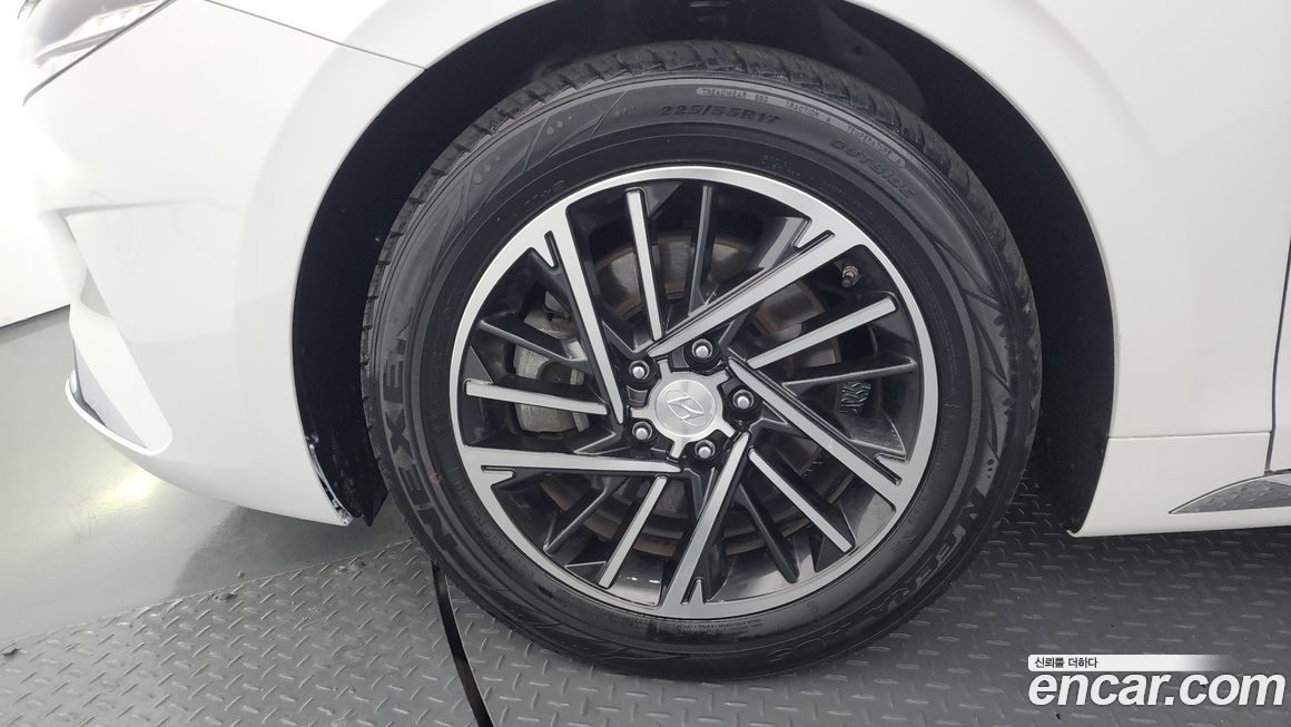 Hyundai Grandeur 2020