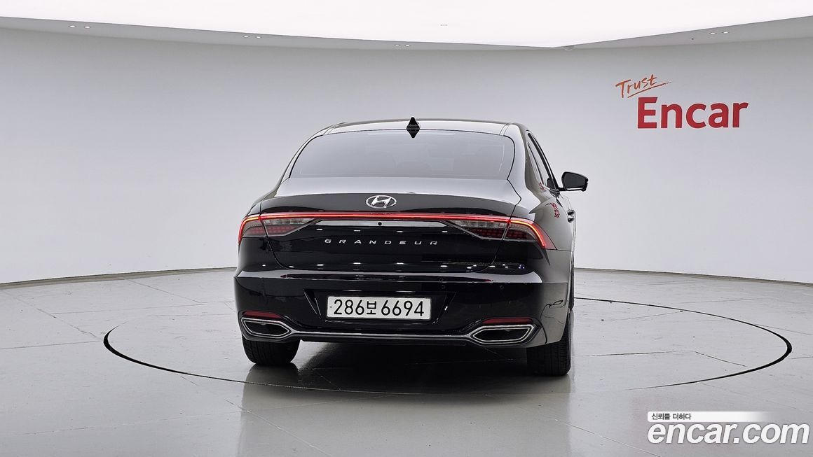 Hyundai Grandeur 2022