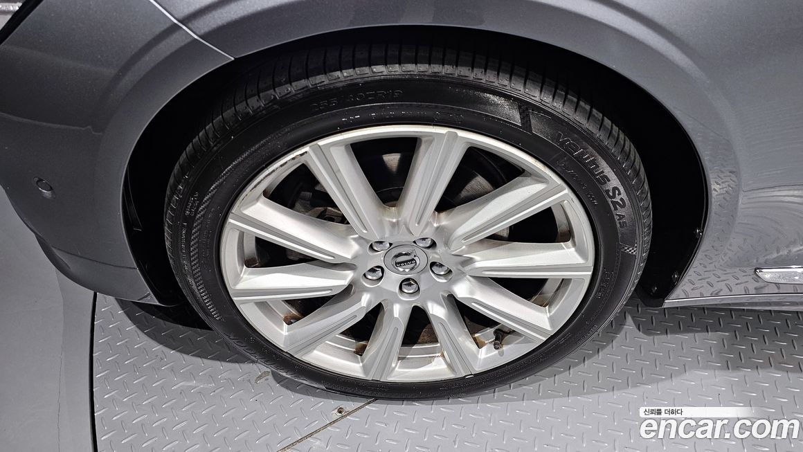 Volvo S90 2019
