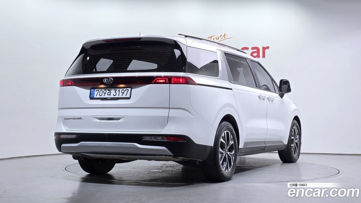 Kia Canival 2021