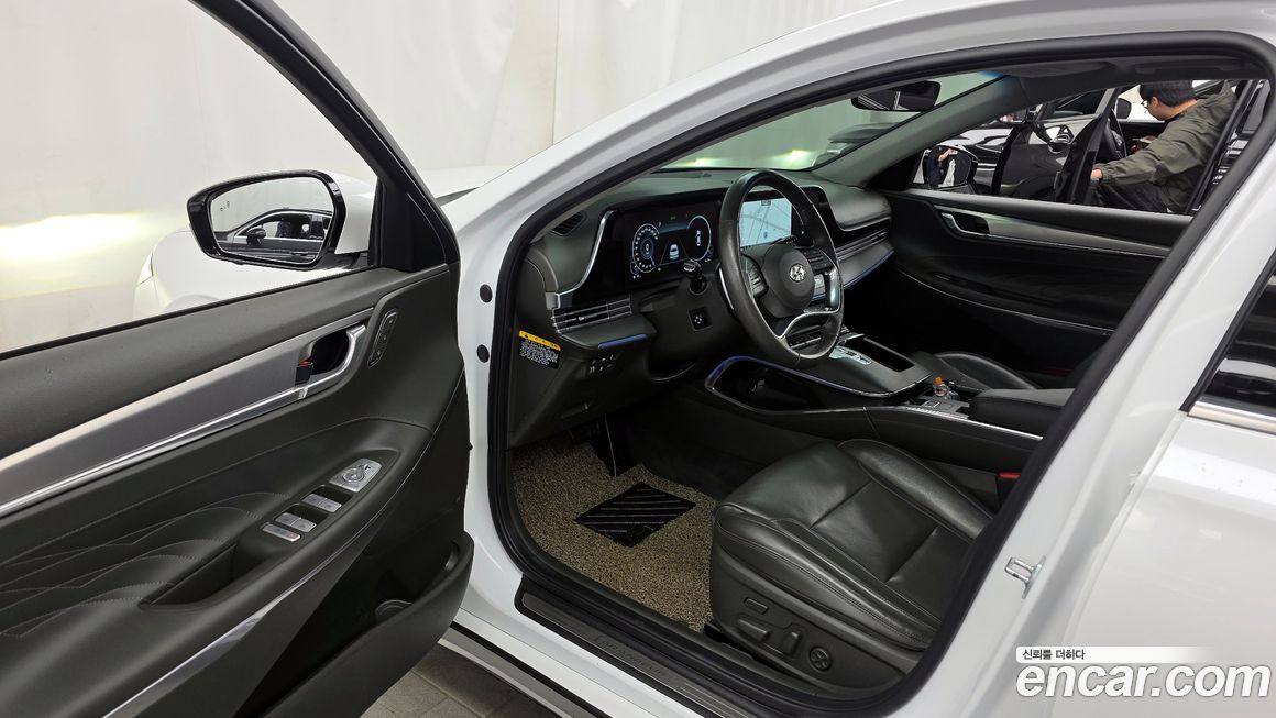 Hyundai Grandeur 2020