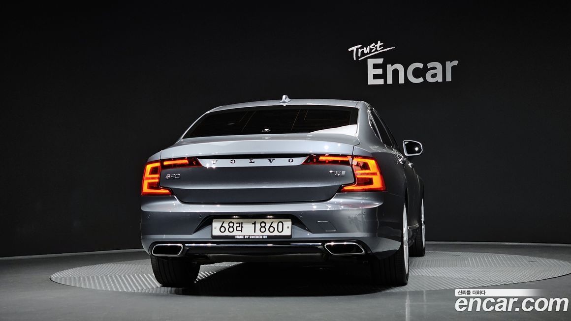 Volvo S90 2019
