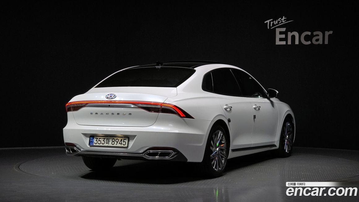 Hyundai Grandeur 2020