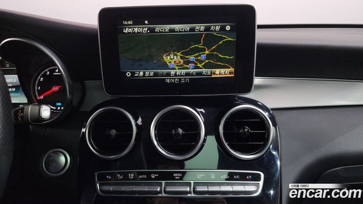 Mercedes-Benz GLC-Class 2019