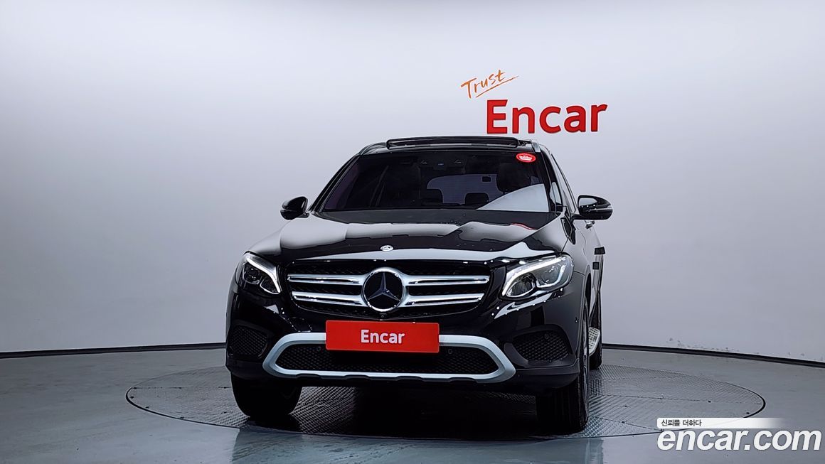 Mercedes-Benz GLC-Class 2019