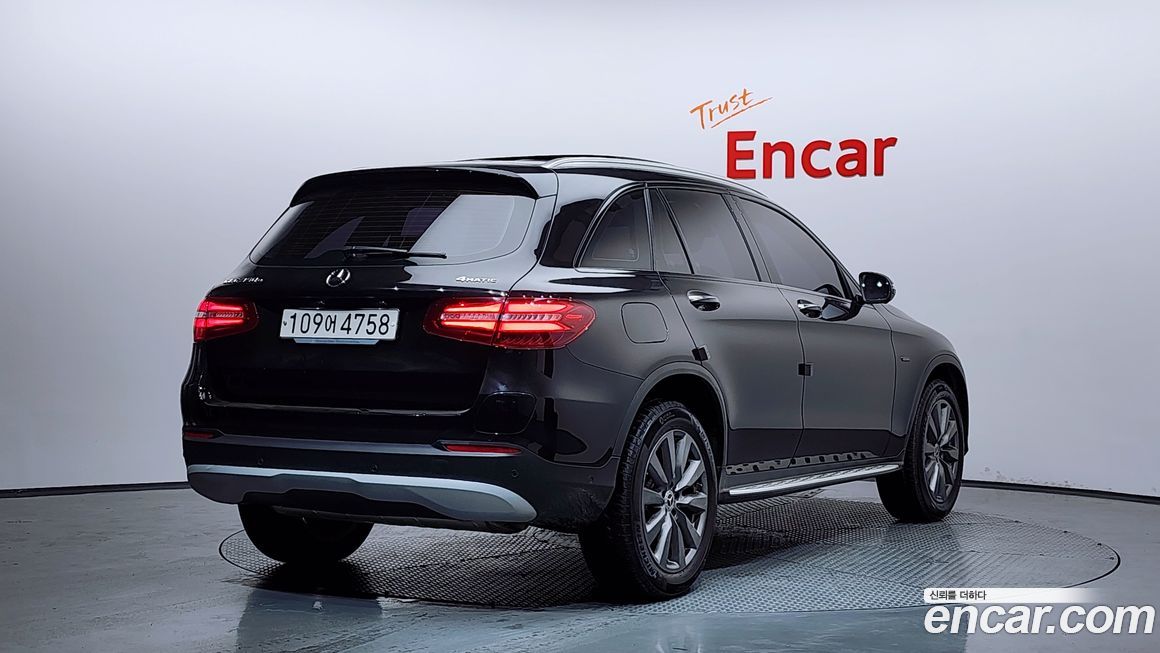 Mercedes-Benz GLC-Class 2019