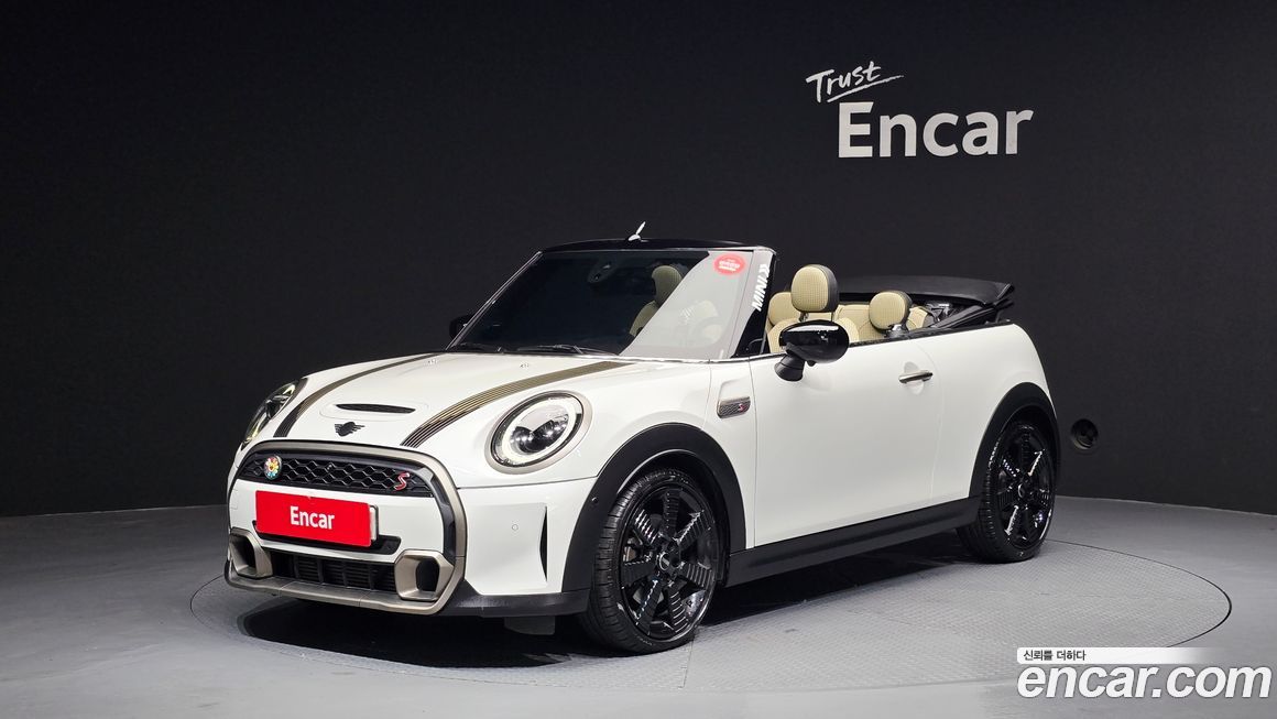 Mini Cooper Convertible 2024