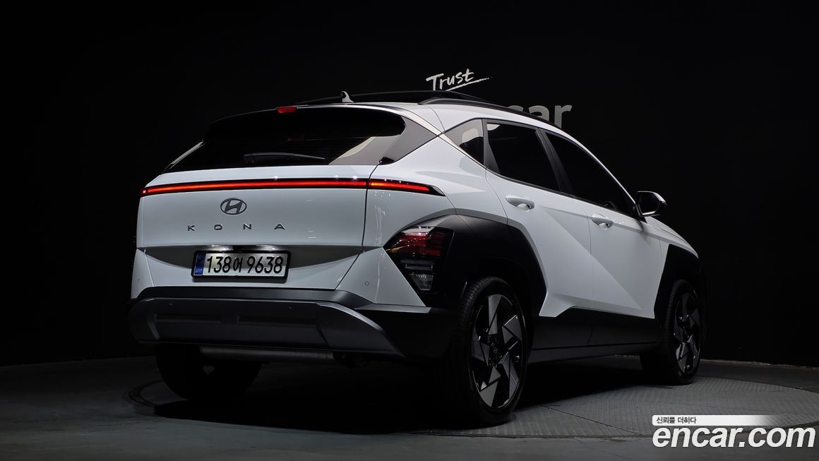 Hyundai Kona 2025