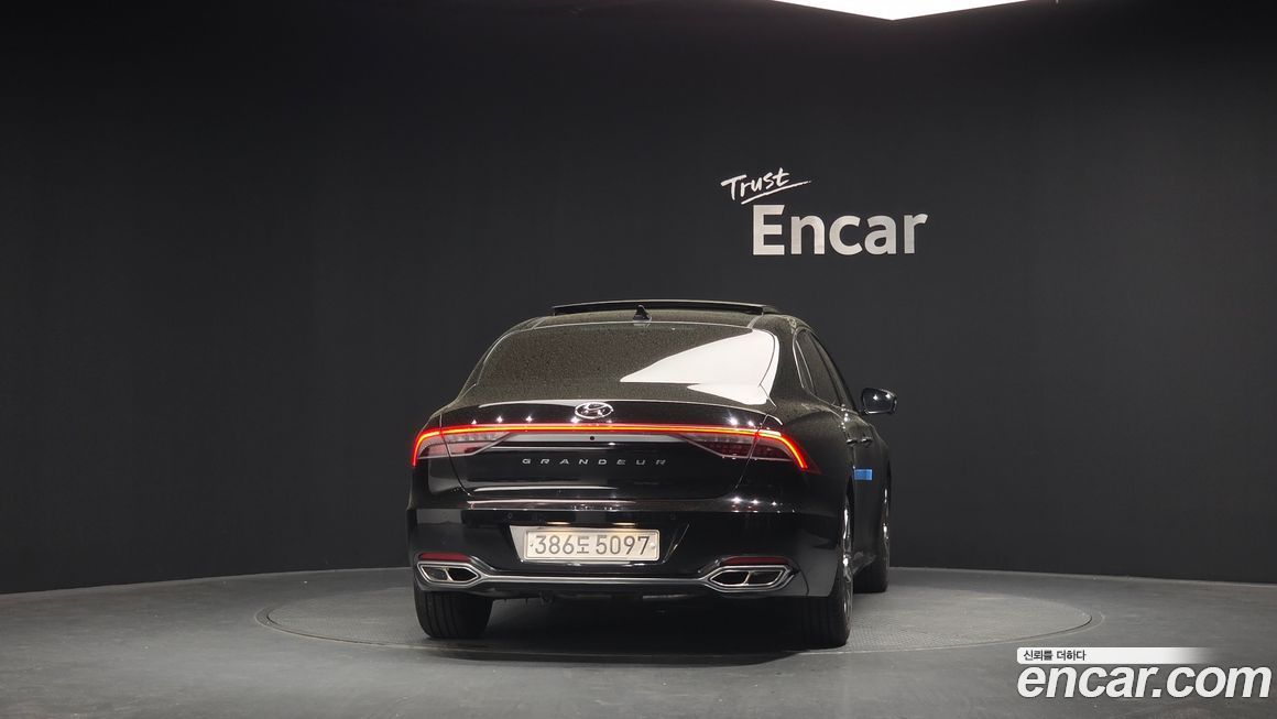 Hyundai Grandeur 2022