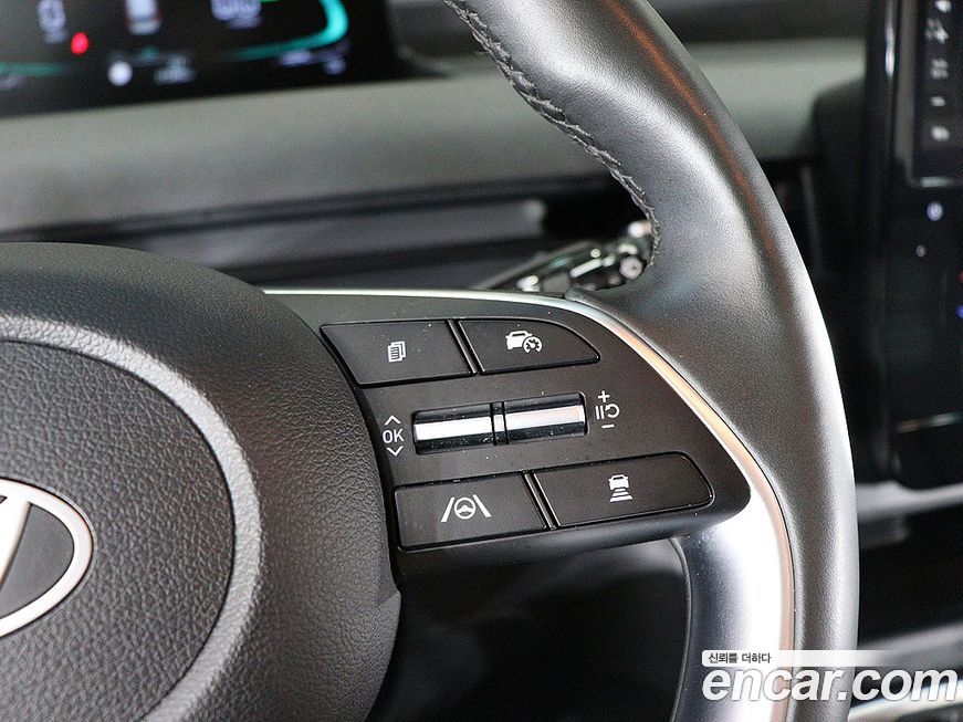 Hyundai Staria 2025