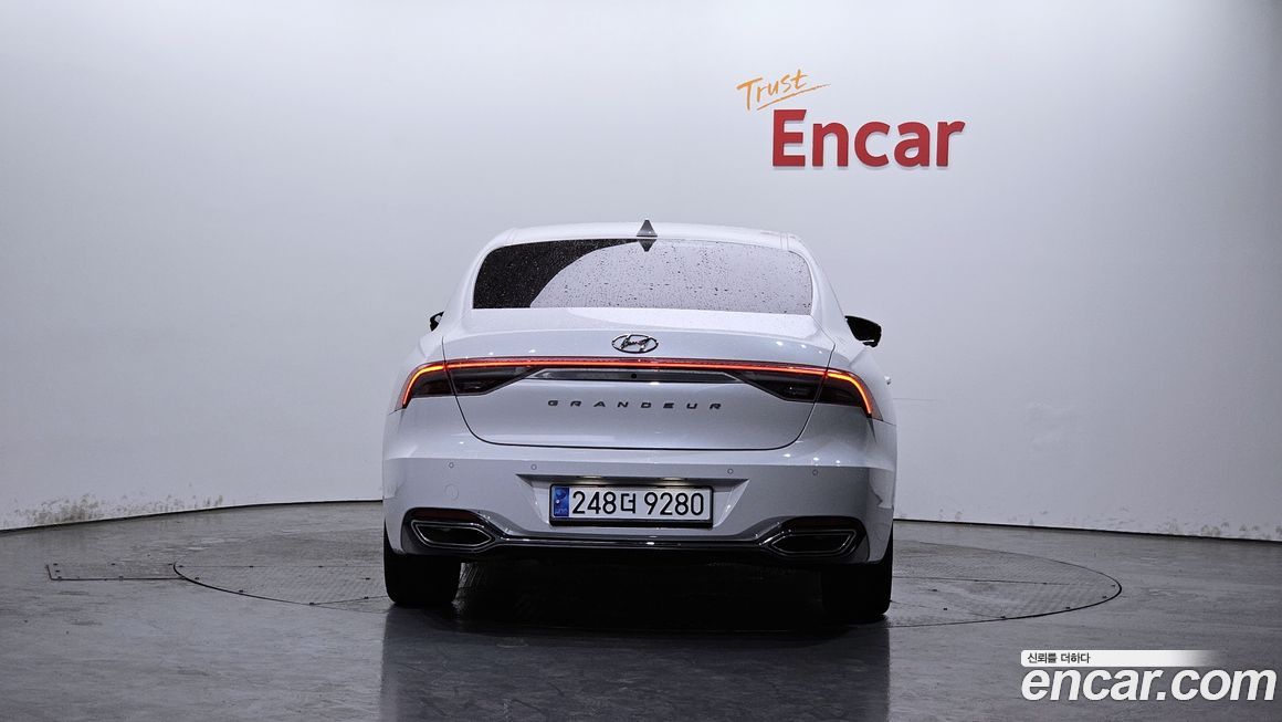 Hyundai Grandeur 2022