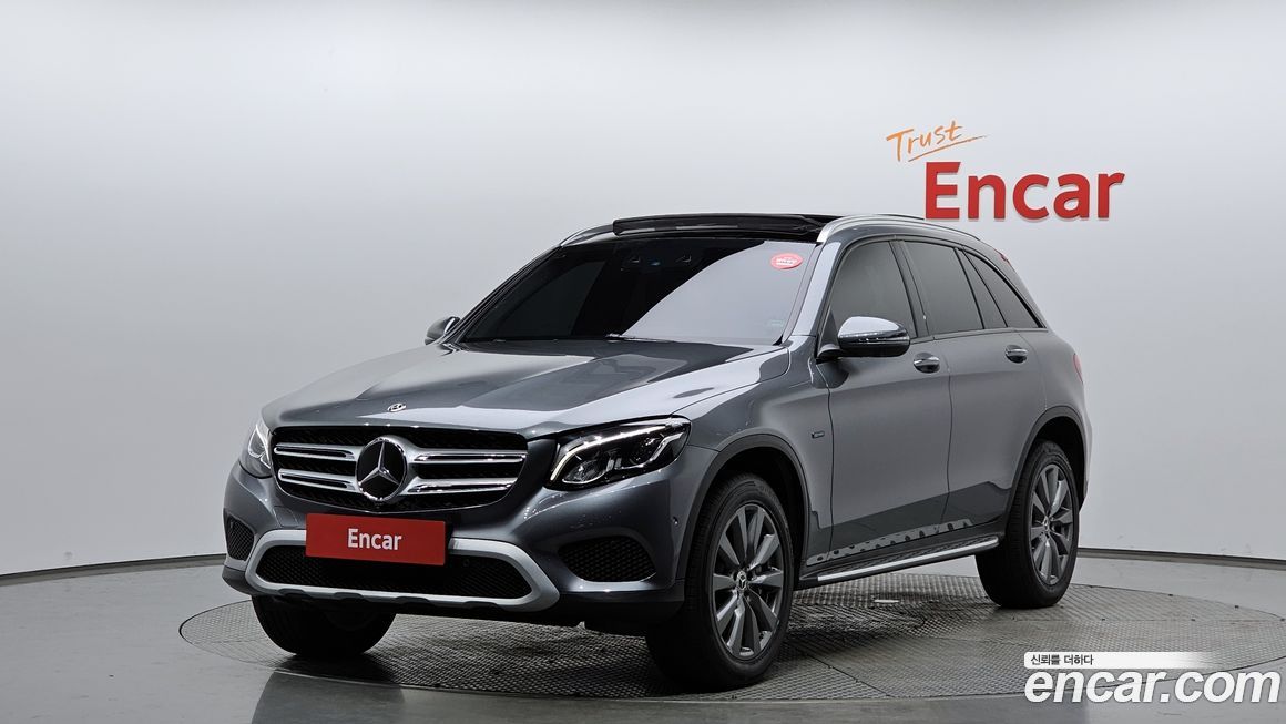 Mercedes-Benz GLC-Class 2019