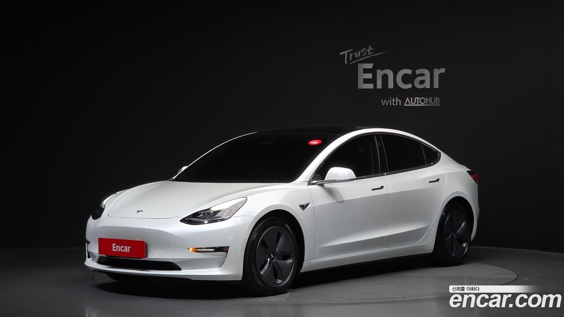 Tesla Model 3 2020