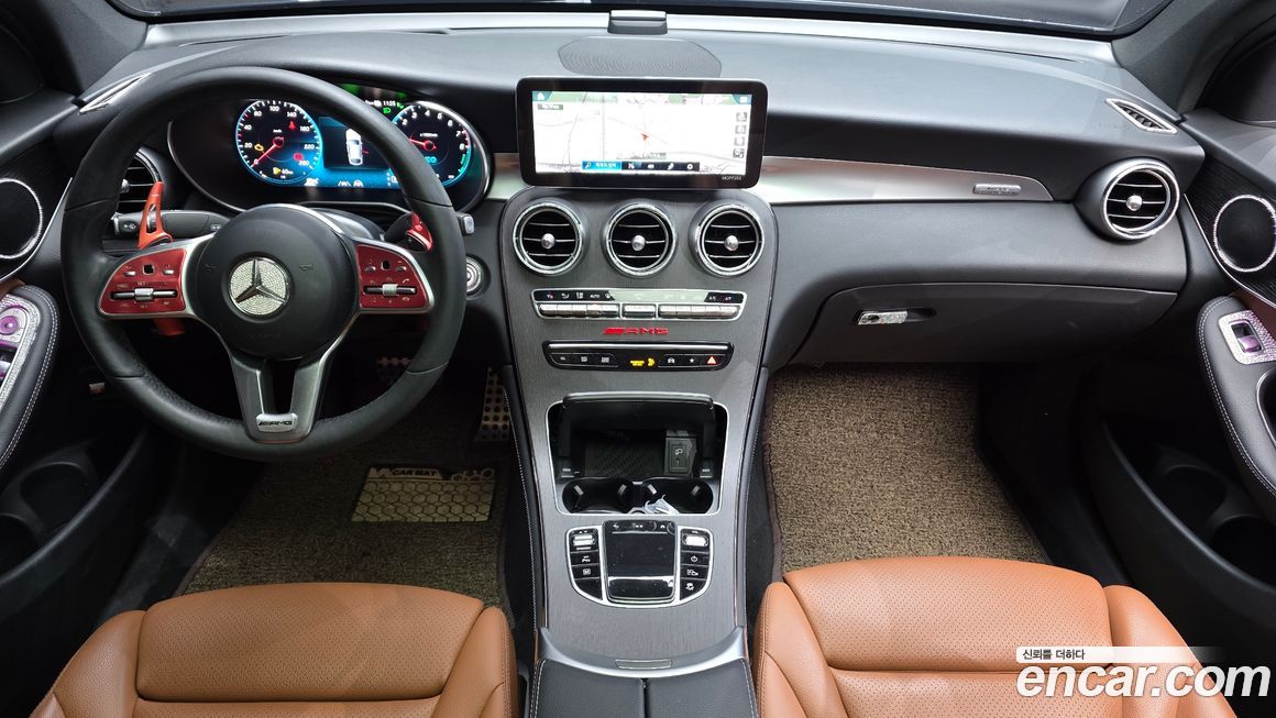 Mercedes-Benz GLC-Class 2021