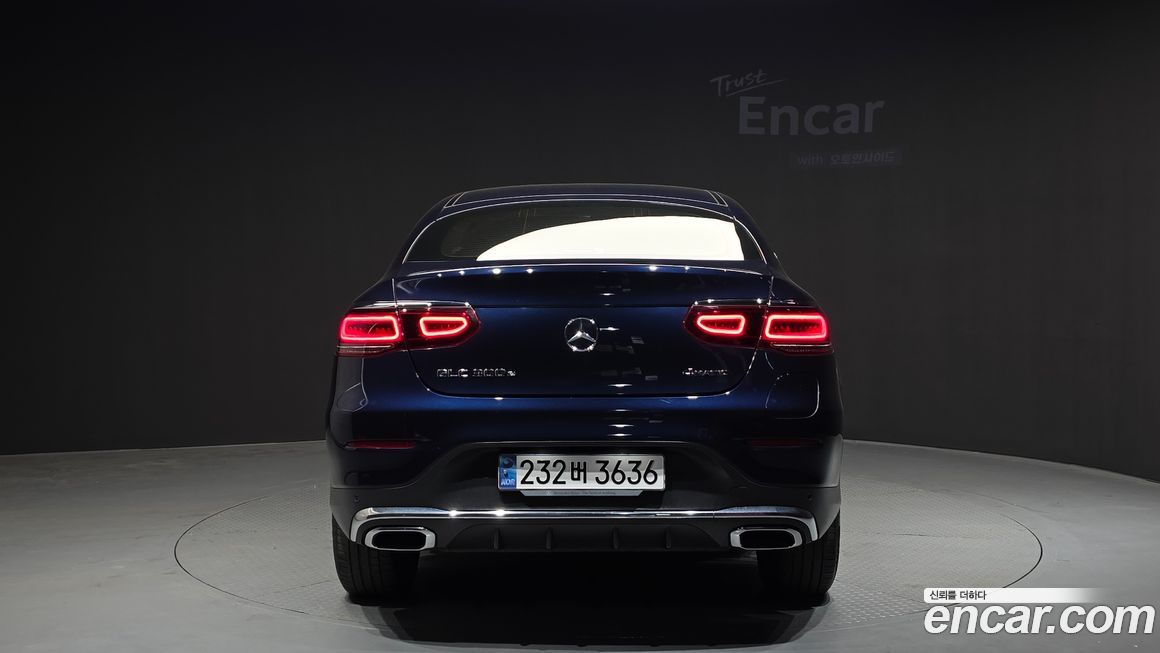 Mercedes-Benz GLC-Class 2021
