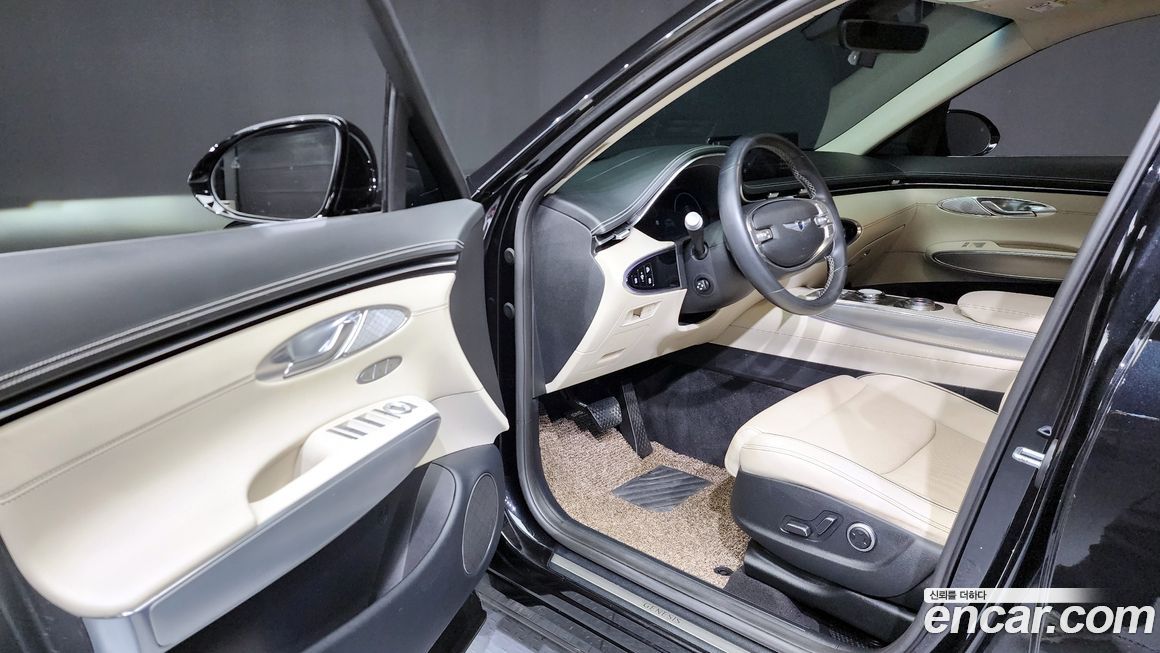 Genesis GV70 2023