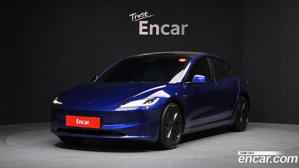 Tesla Model 3 2025