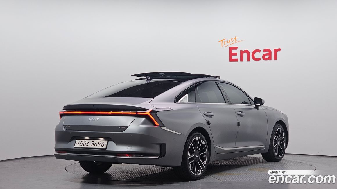 Kia K8 2025