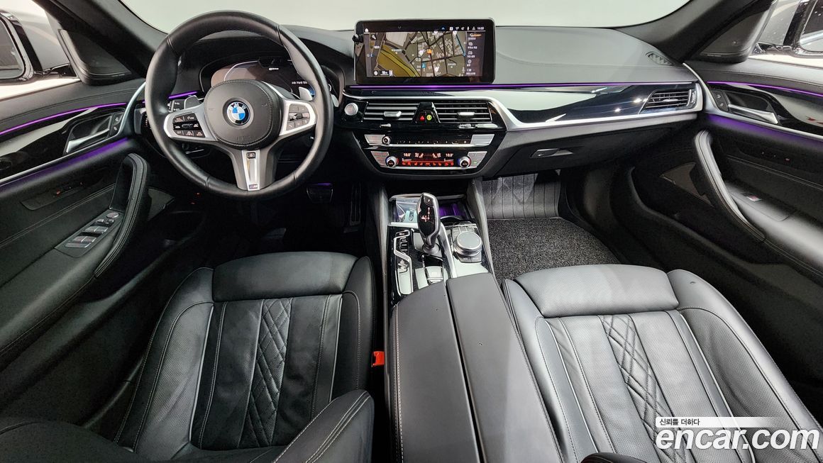 BMW 5-Series 2021