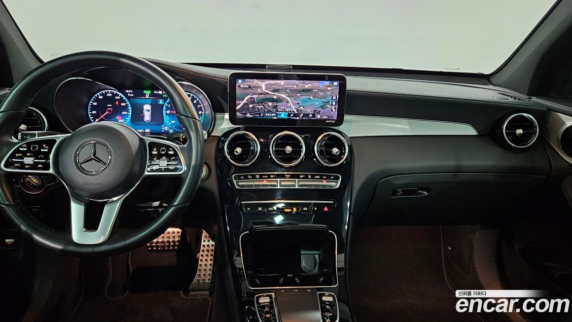 Mercedes-Benz GLC-Class 2022