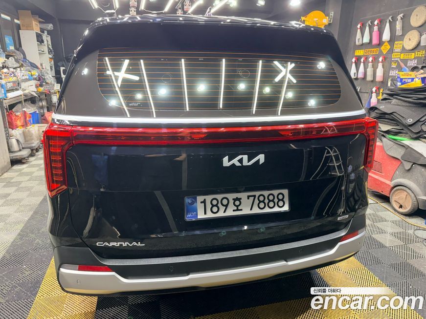 Kia Canival 2025