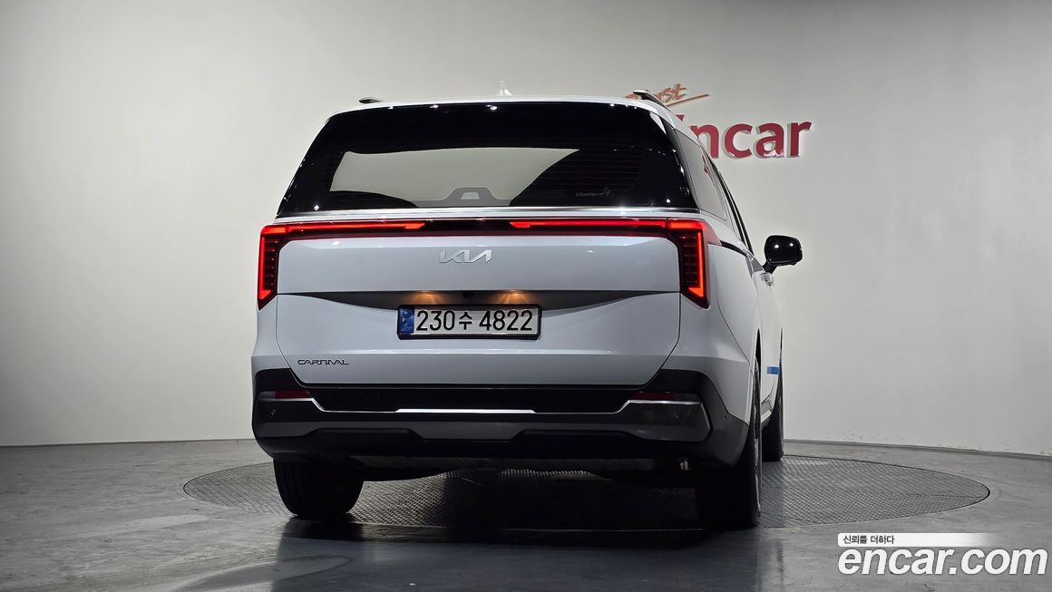 Kia Canival 2024