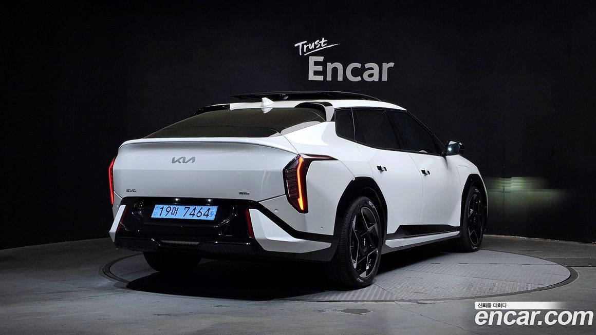 Kia EV4 2026