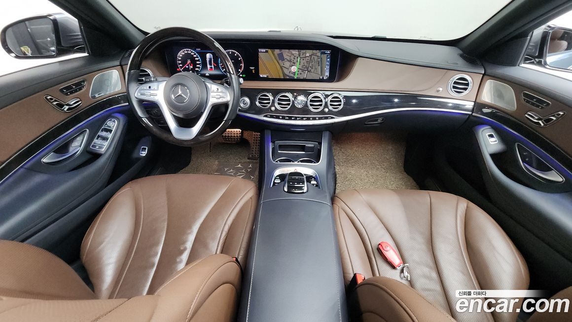 Mercedes-Benz S-Class 2020