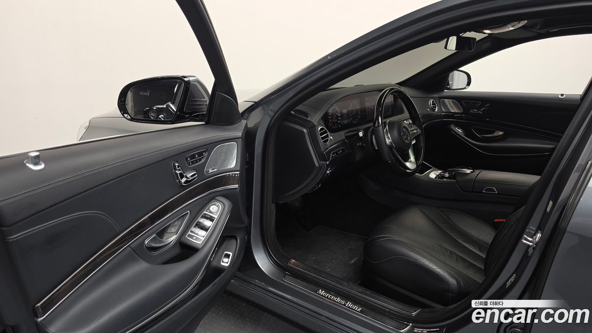 Mercedes-Benz S-Class 2019