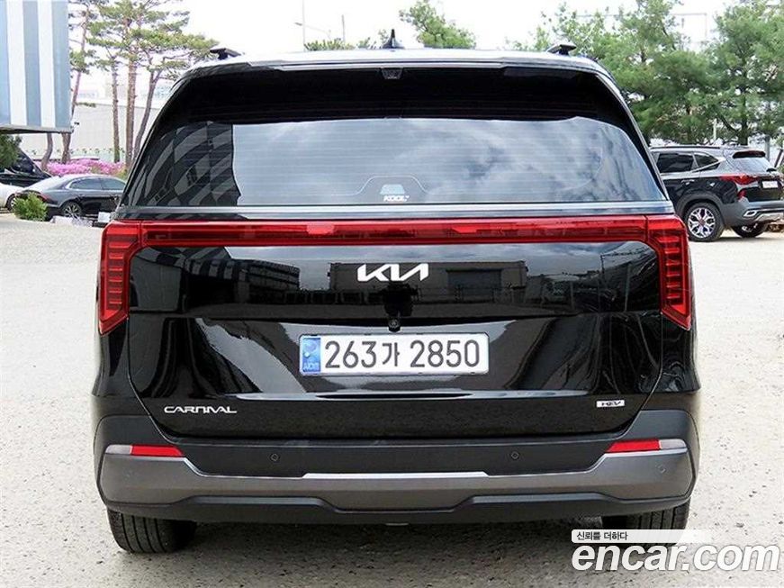 Kia Canival 2024