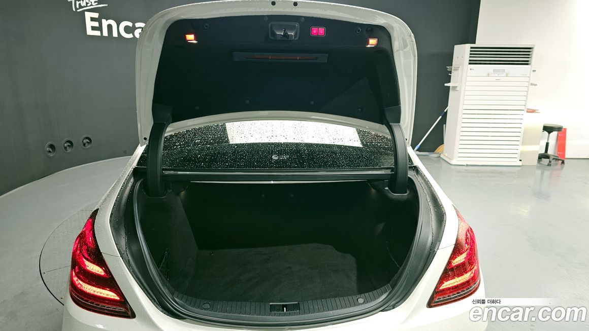 Mercedes-Benz S-Class 2019